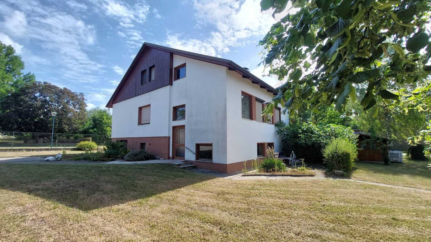 Bruck/Leitha Nähe  - gepflegtes Einfamilienhaus in absoluter Ruhelage