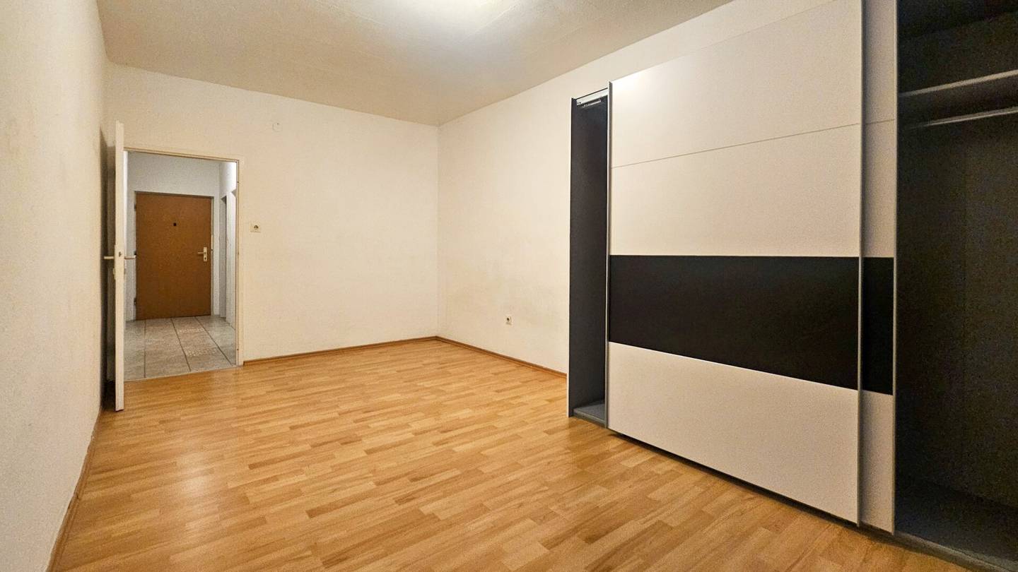 2-Zimmer-Eigentumswohnung mit Loggia nahe Universitätsklinikum in St. Pölten