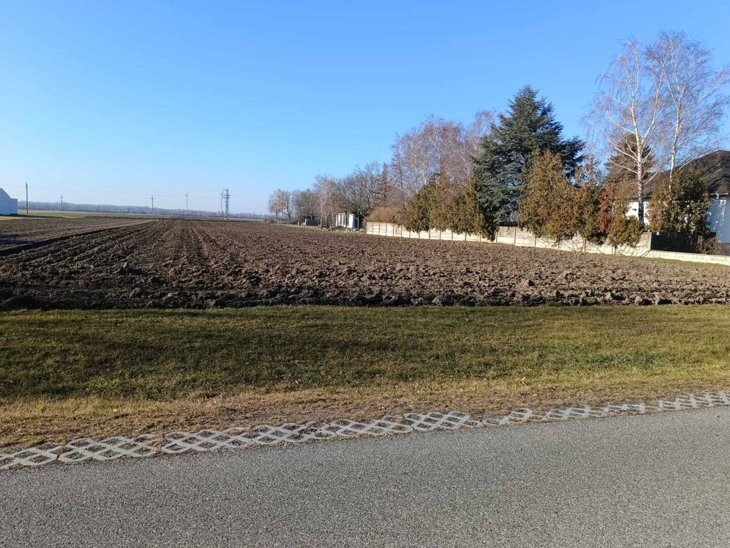 2422 Pama - Gelegenheit - schönes Baugrundstück