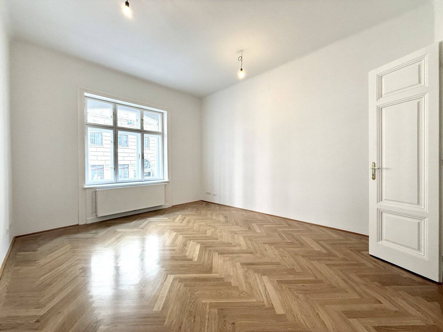Stilvolle 4-Zimmer-Altbauwohnung mit 132 m² und hochwertiger Ausstattung - Landstraße