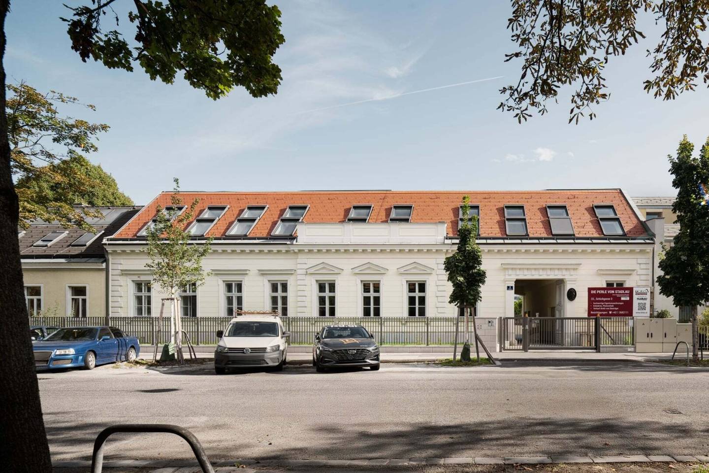 Loftartige DG-Wohnung mit bis zu 4m Raumhöhe, 129m², sehr hell