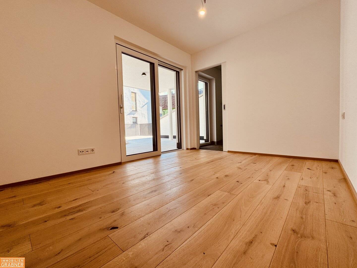 Exklusive 4-Zimmer-Architektenwohnung mit Panoramaterrasse in Gmunden