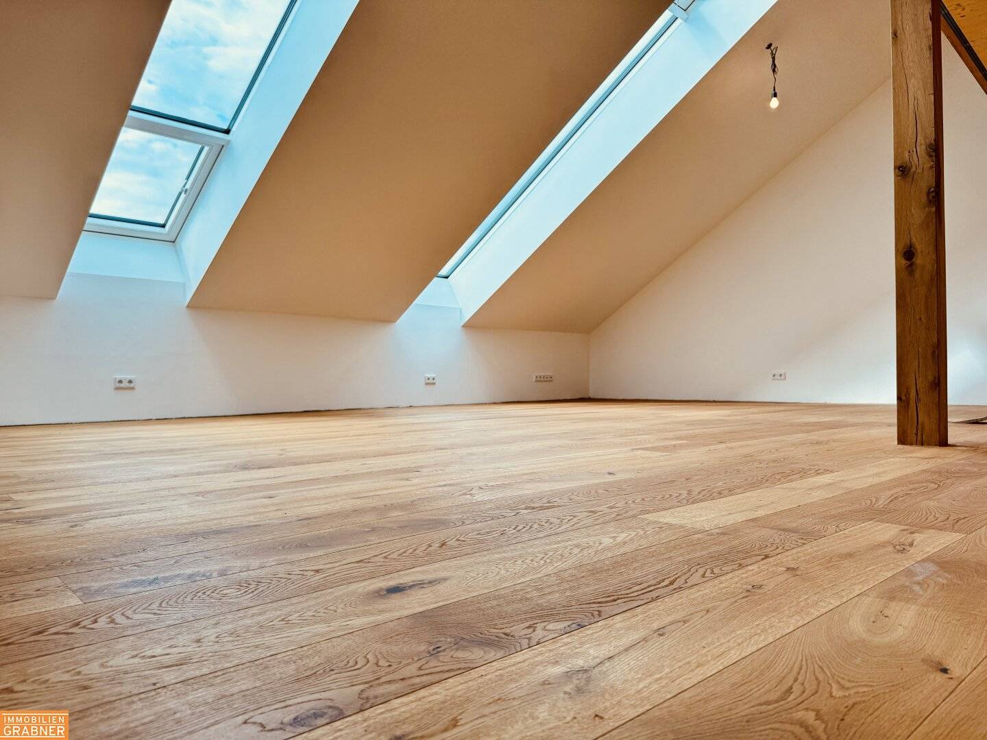 Exklusive Dachgeschosswohnung im 4-Sterne Hotel am Rathausplatz in Gmunden