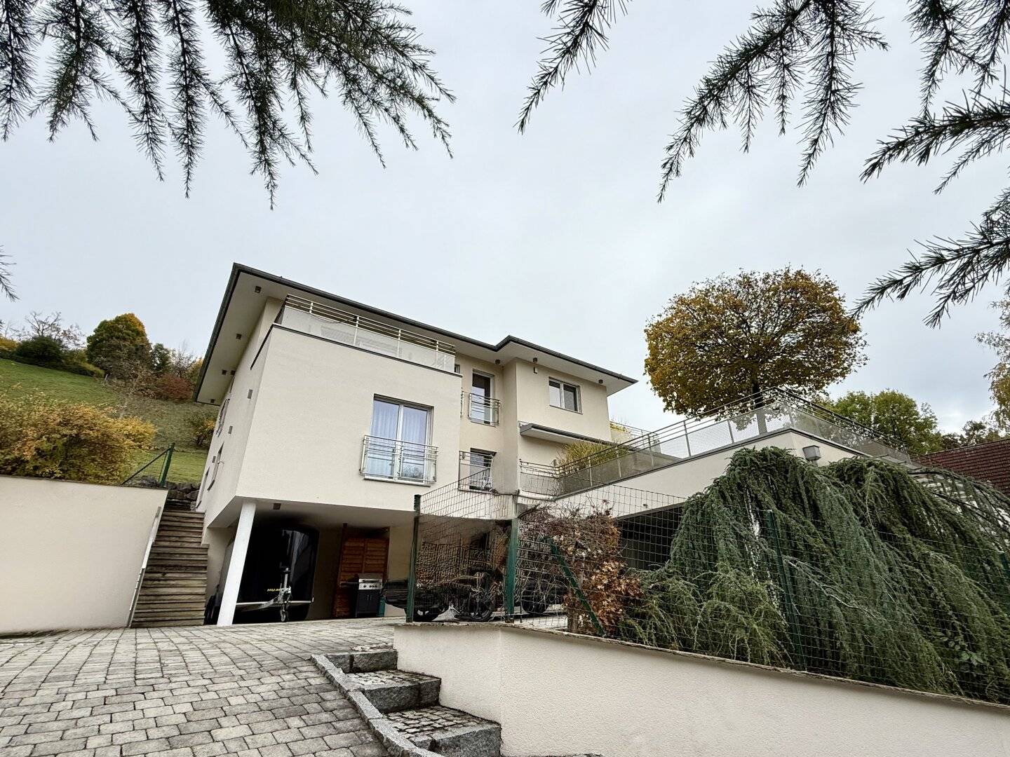 Stilvolles Domizil am Gedersberg – Großzügigkeit, Ruhe und Qualität vereint