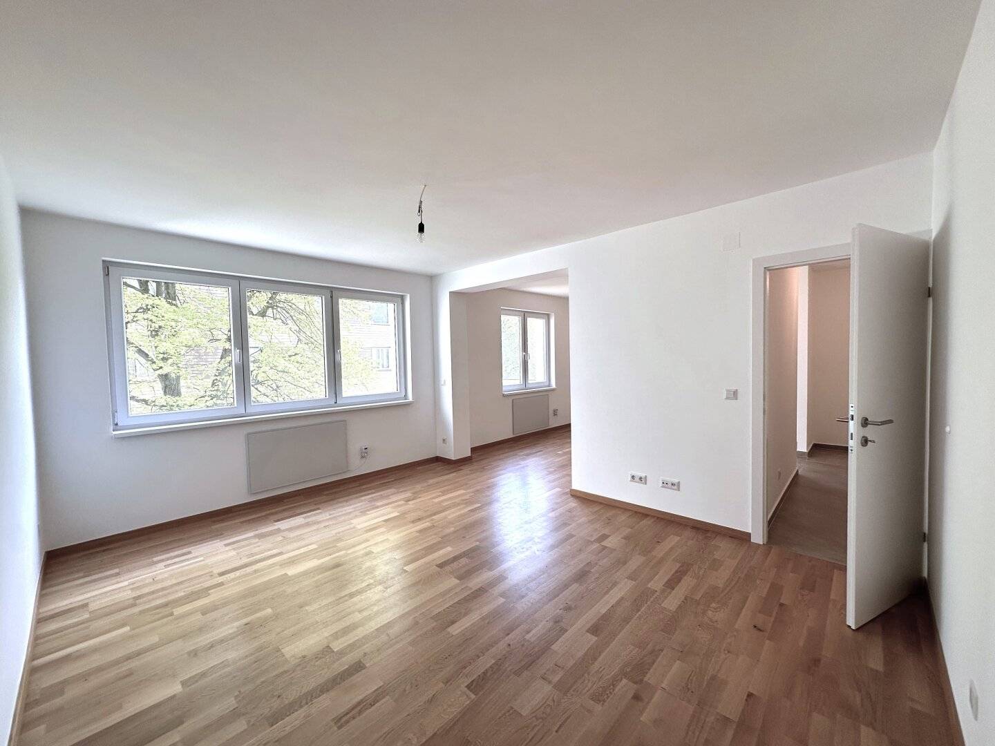 ERSTBEZUG nach SANIERUNG - lichtdurchlutete 2 -3 Zimmerwohnung - perfekter Schnitt - Breitenfurt bei Wien