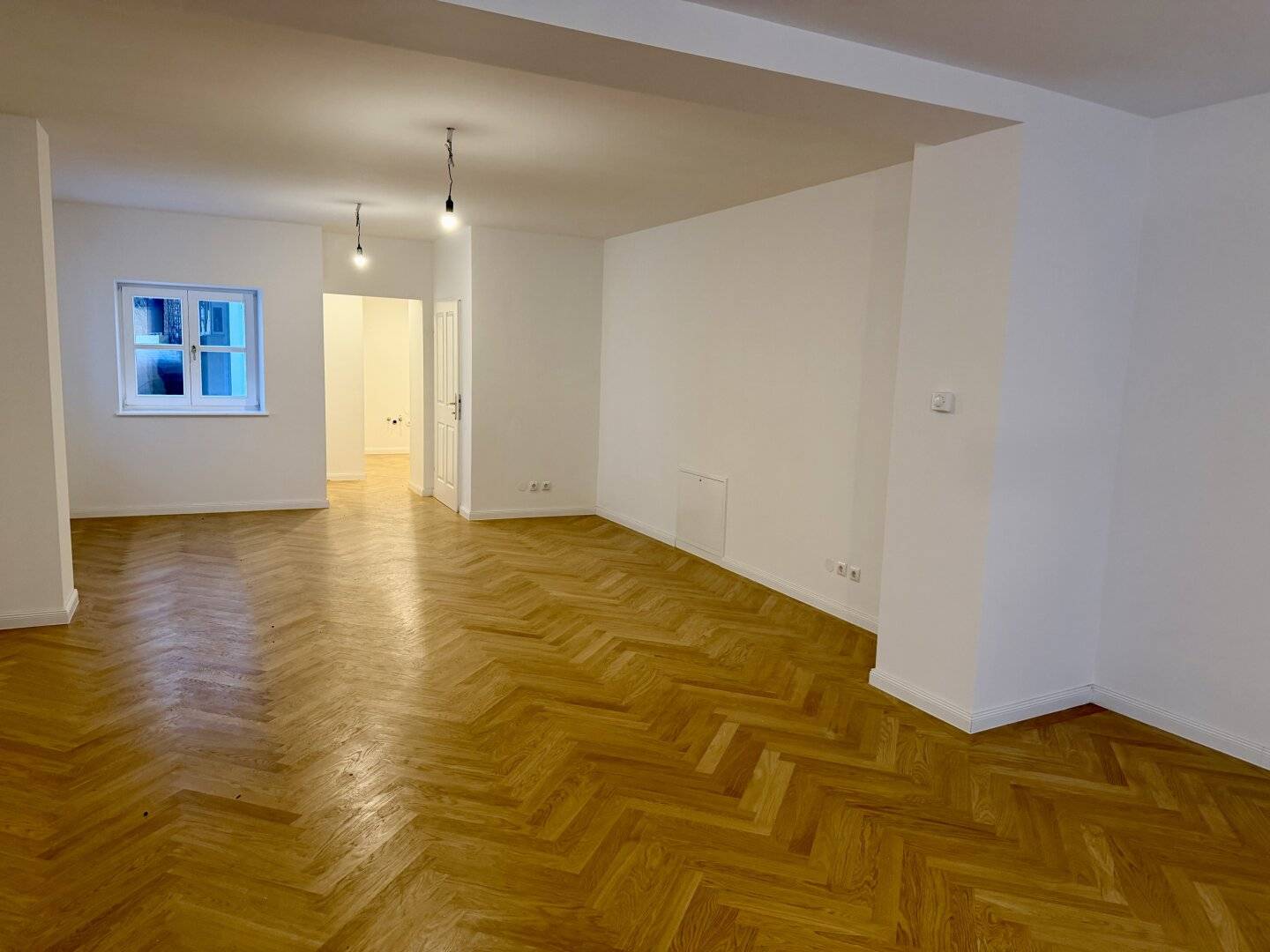 Neuwertige Büro/Praxis in 1190 Wien - 117 m² für 390.000 €! Ideal für Ihre Vision!