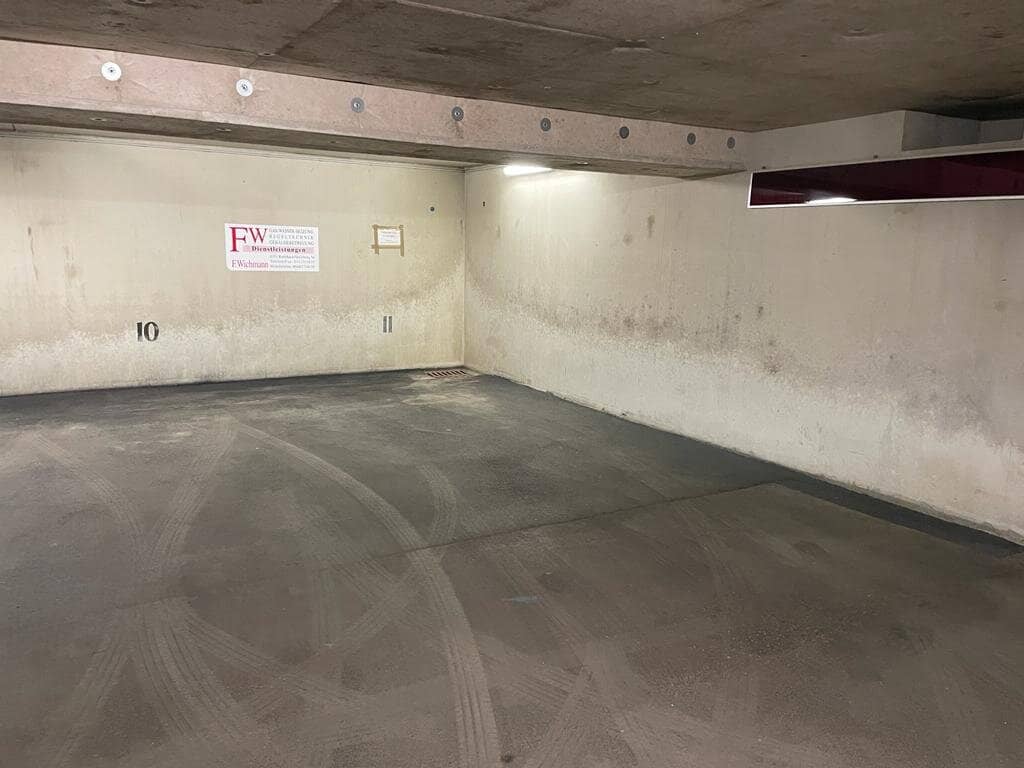 Paket von Tiefgaragenplätzen im Andritzer Zentrum!