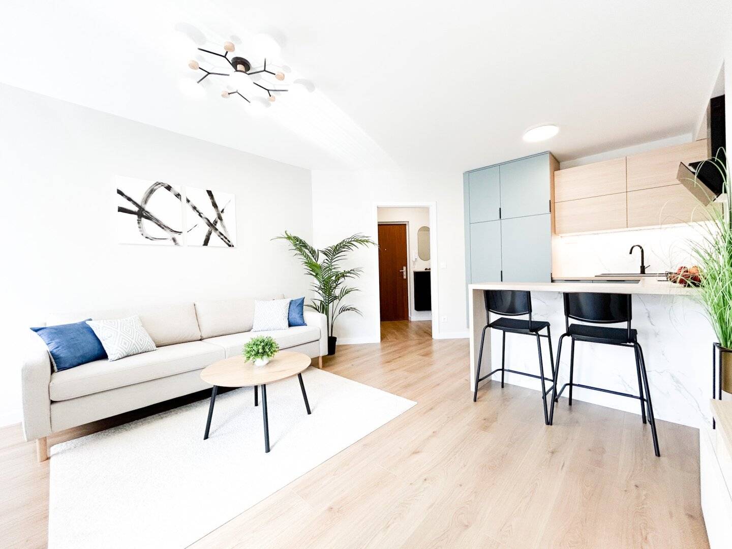 Ihr neues Zuhause in Margareten – renovierte 2-Zimmer-Wohnung mit Loggia inklusive Möblierung