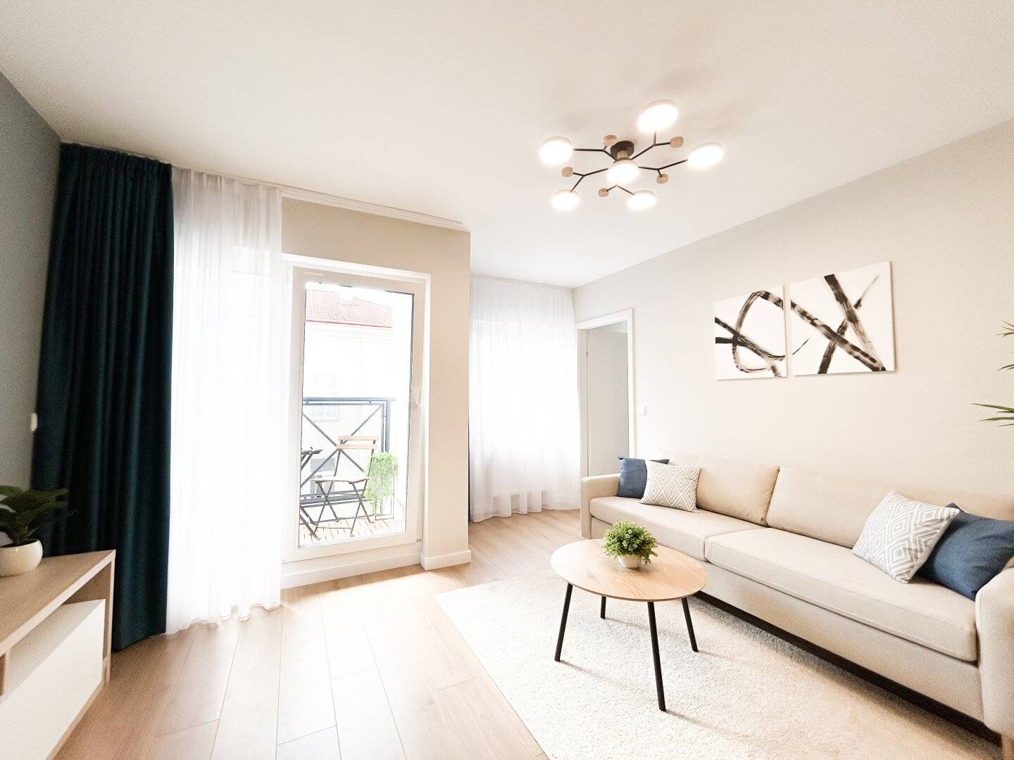 Ihr neues Zuhause in Margareten – renovierte 2-Zimmer-Wohnung mit Loggia inklusive Möblierung