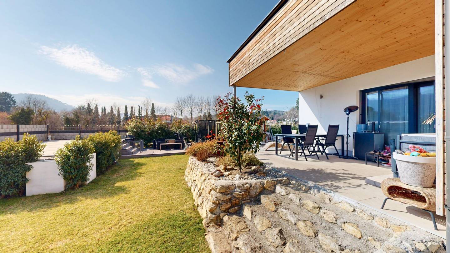 Phantastisches, neuwertiges Einfamilienhaus mit großem Garten | 4 Zimmer - 147 m² | Carport | PV-Anlage u.v.m.