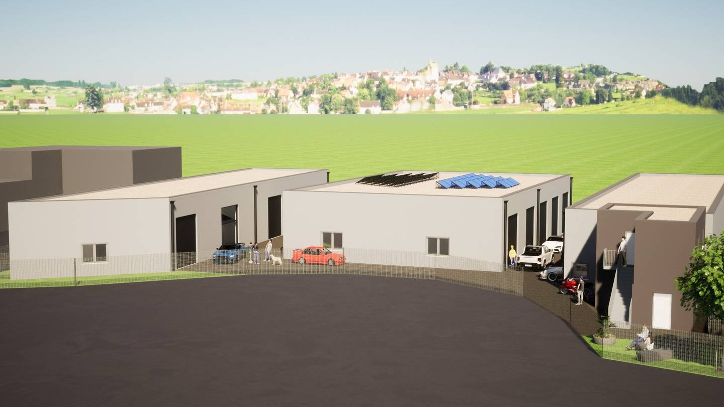 Top moderne Gewerbehalle in Massivbauweise mit elektrischem Tor und 5,20 Deckenhöhe.