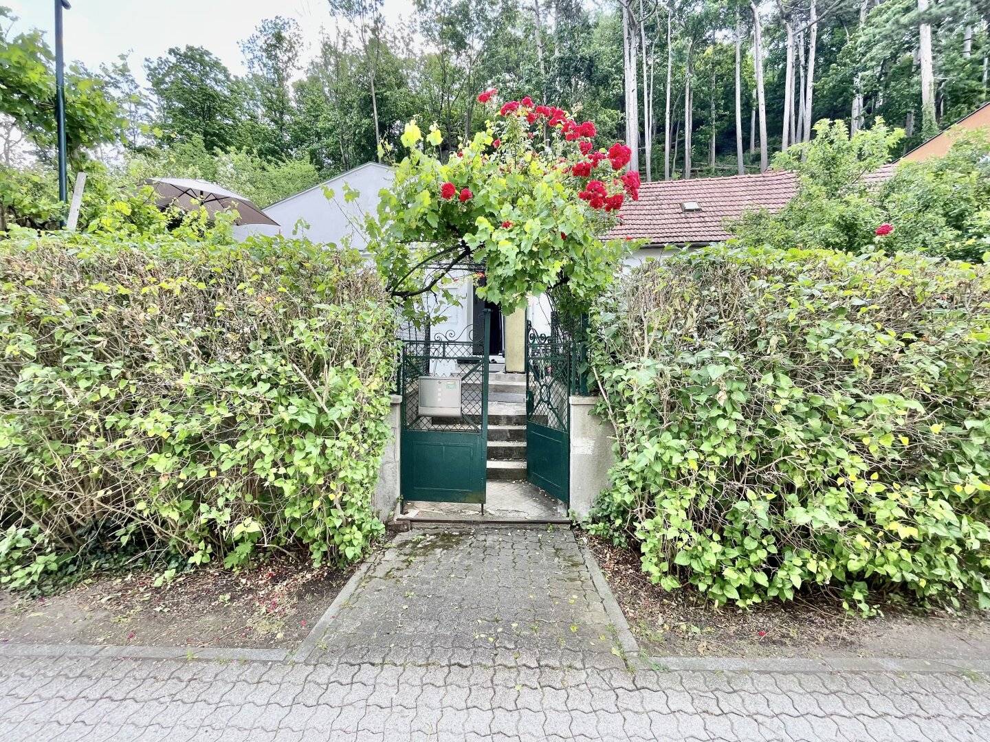 CHARMANTES EINFAMILIENHAUS IN RUHELAGE