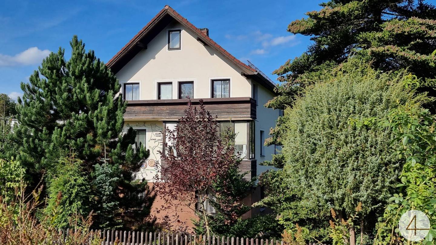 Haus in Litschau mit Garten und Garagen
