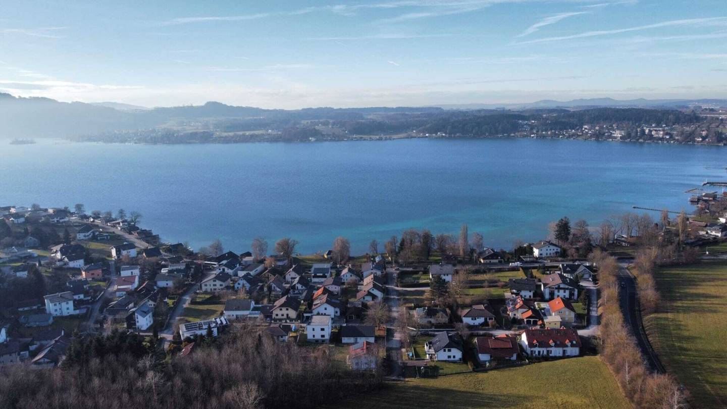 Exklusiv am Attersee! Modernes 3 Zimmer Penthouse mit Seeblick