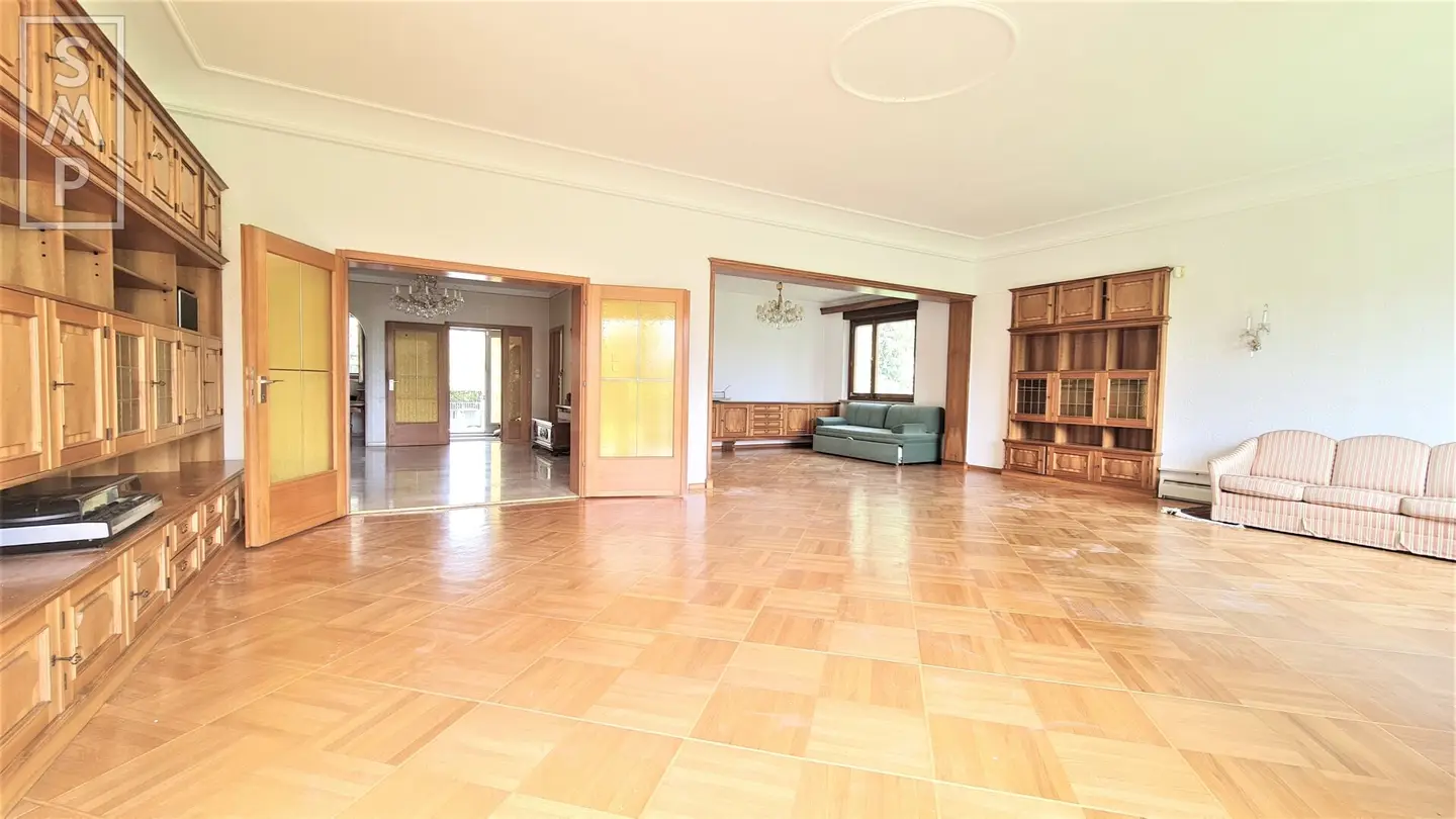 VILLA MIT 1.350 m2 GRUND NAHE PERCHTOLDSDORF