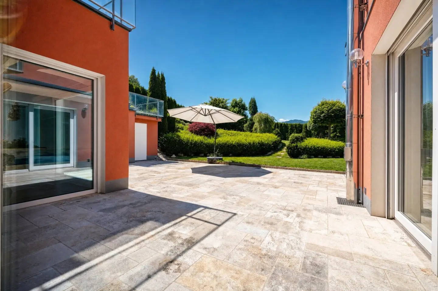 Architektenvilla mit Hallenbad & Bergpanorama | Wohntraum über dem Murtal