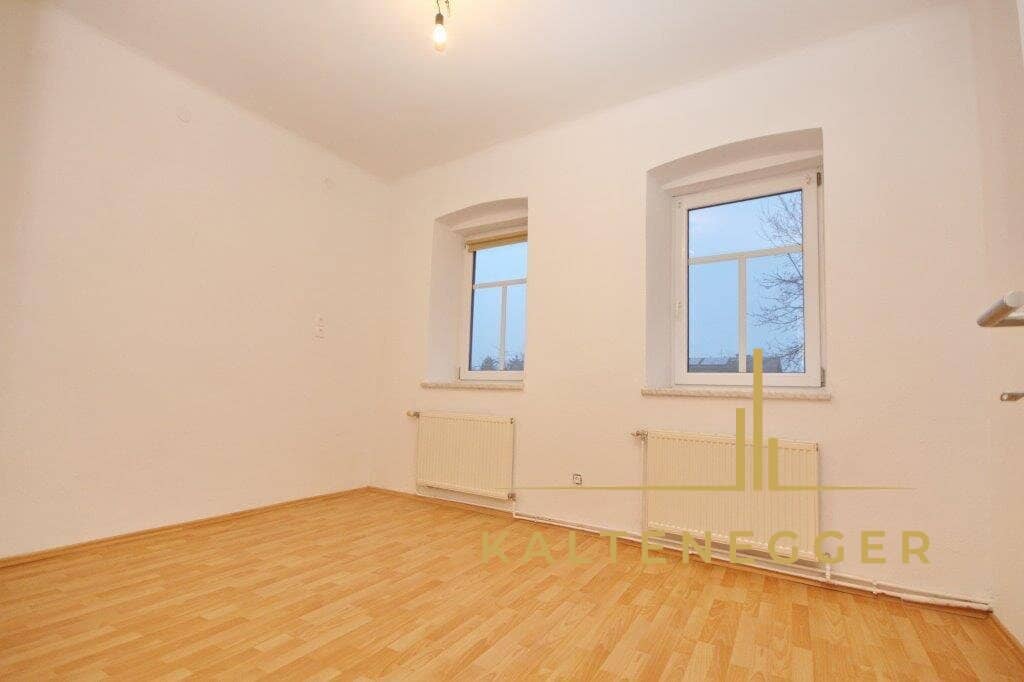 Bauernhof mit fünf Wohnungen und einem schönen Baugrund