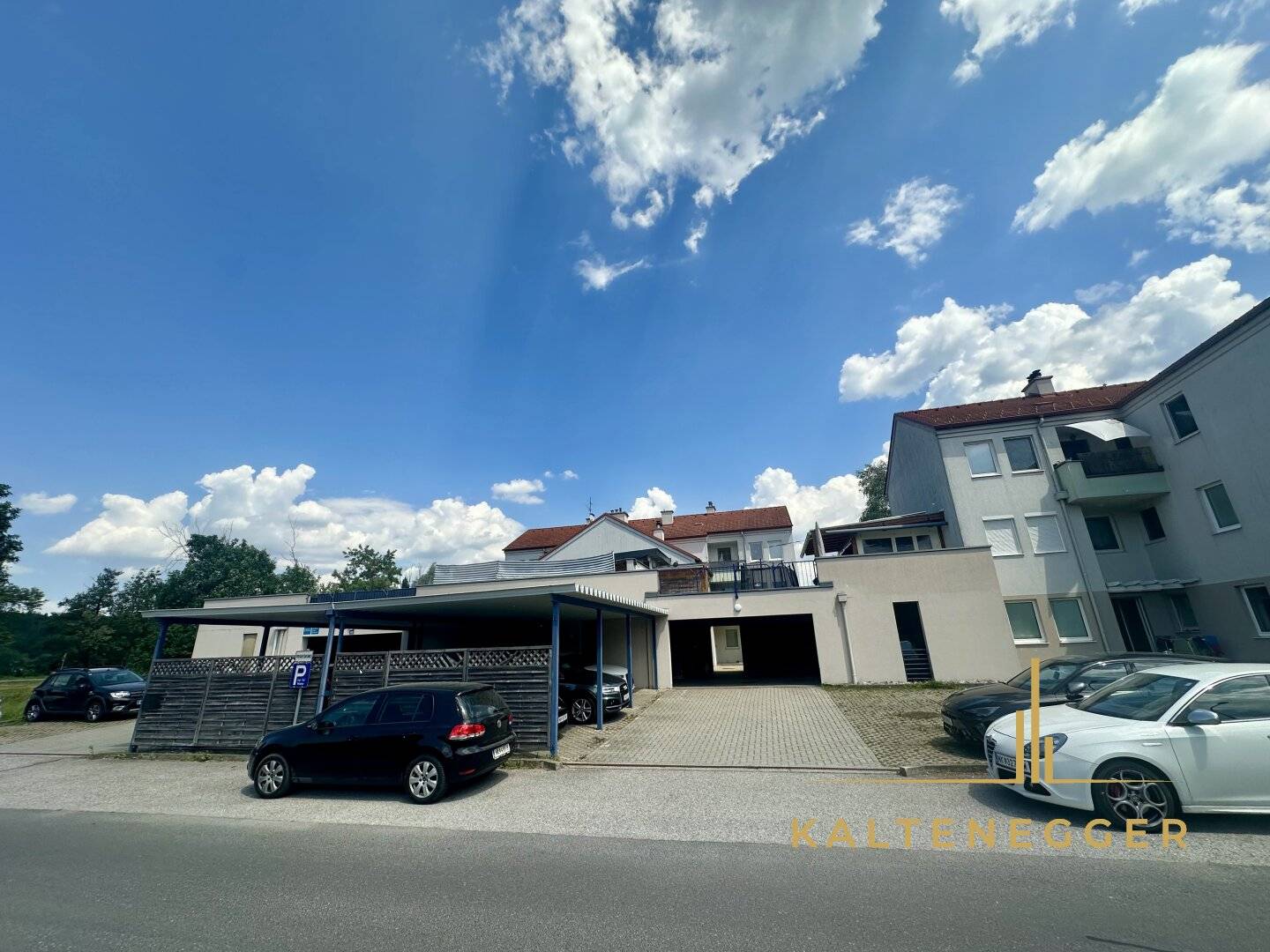Ruhige Dachgeschosswohnung - vermietet / Anlageobjekt