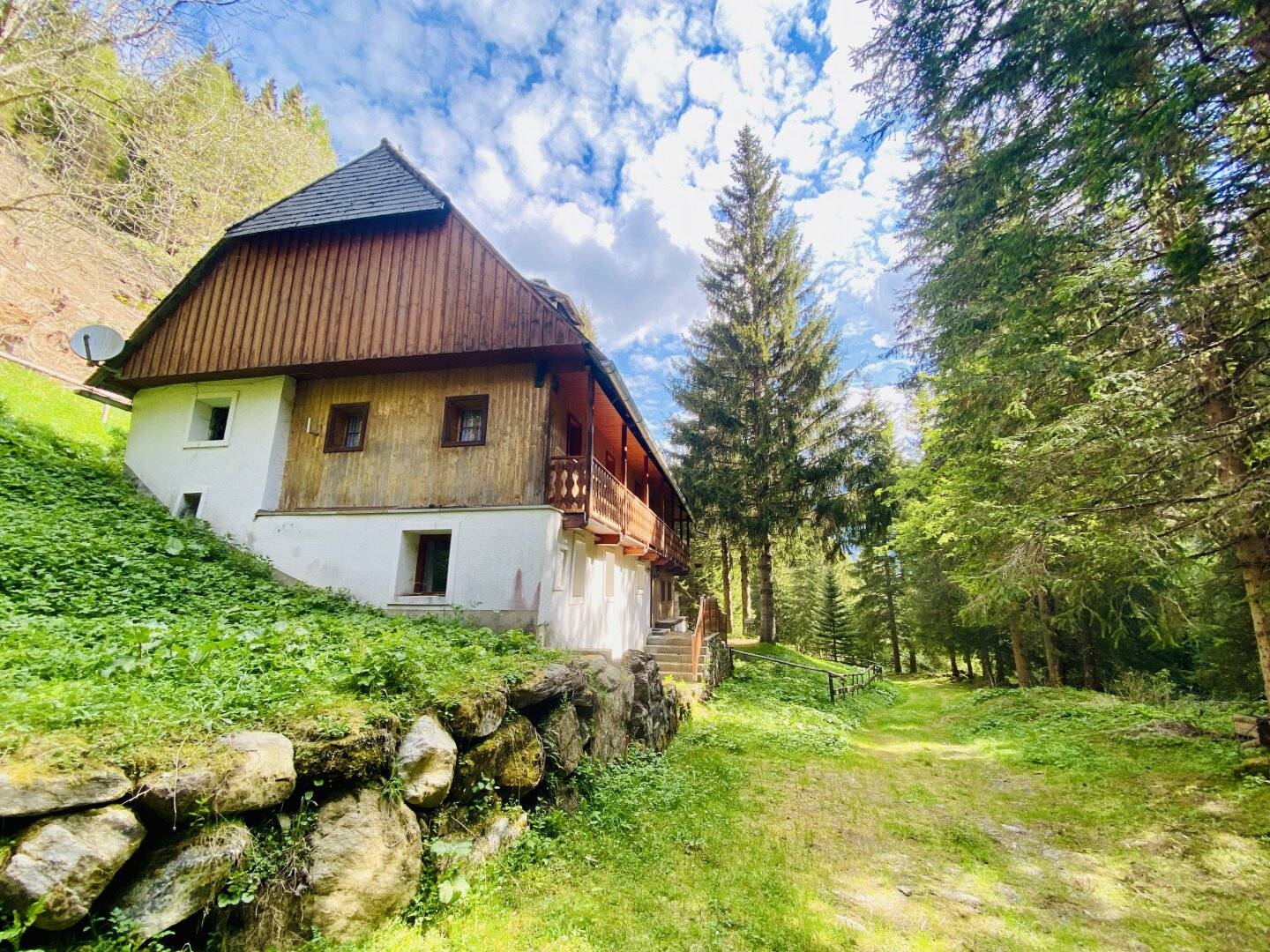 Pusterwald: zurück zum Ursprung - Wohnhaus in idyllischer Lage