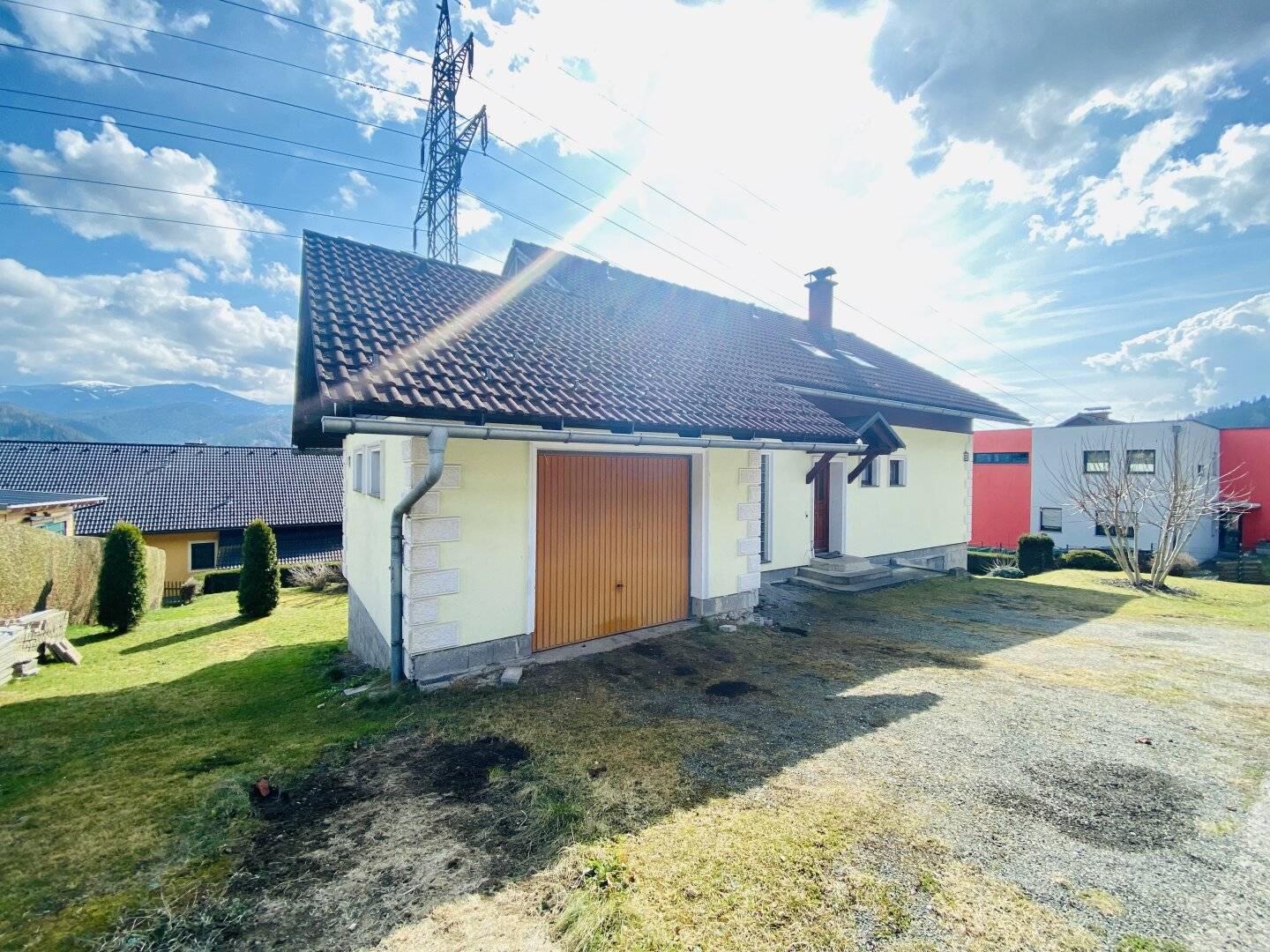 Kraubath an der Mur: Einfamilienhaus mit 4 Zimmer, 2 Bäder und großem Grundstück