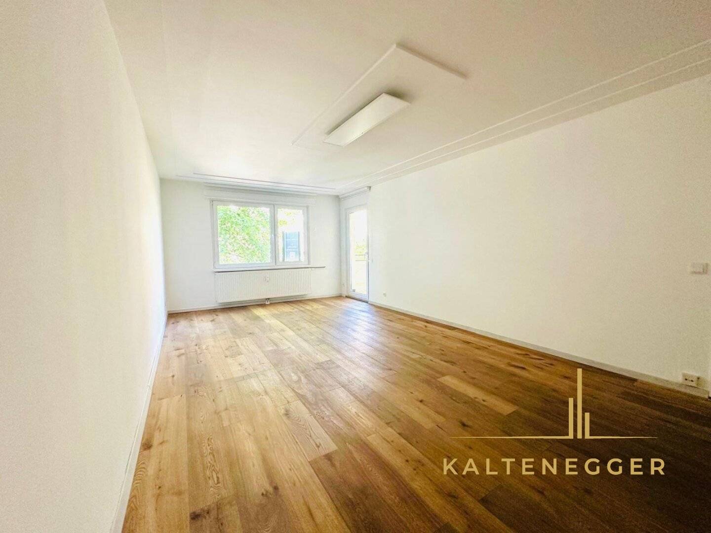 Traumhafte 3 Zimmer-Wohnung mit Loggia - WG-tauglich