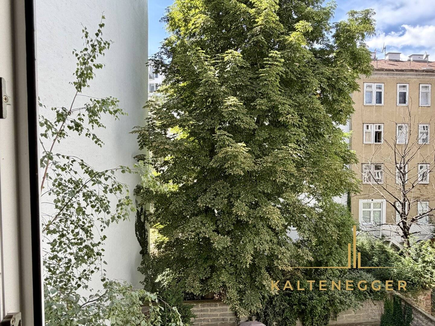Sanierungsbedürftige 2-Zimmer-Wohnung in unmittelbarer Nähe zum Augarten