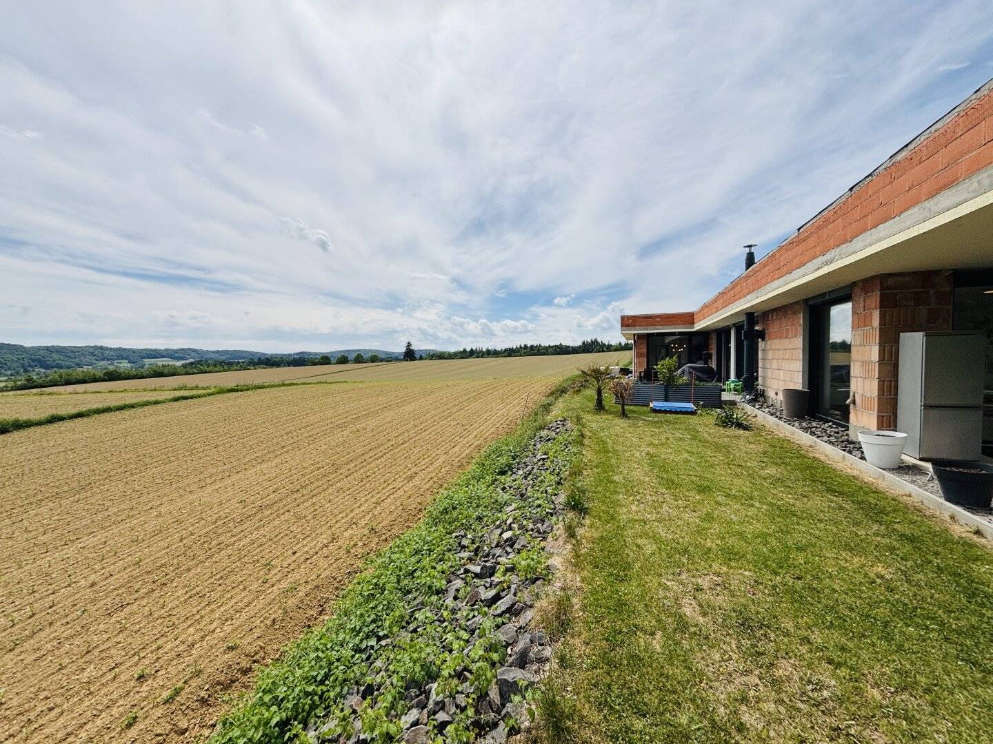Modernes Designer-Einfamilienhaus in Ruhelage mit Weitblick in Heiligenkreuz am Waasen