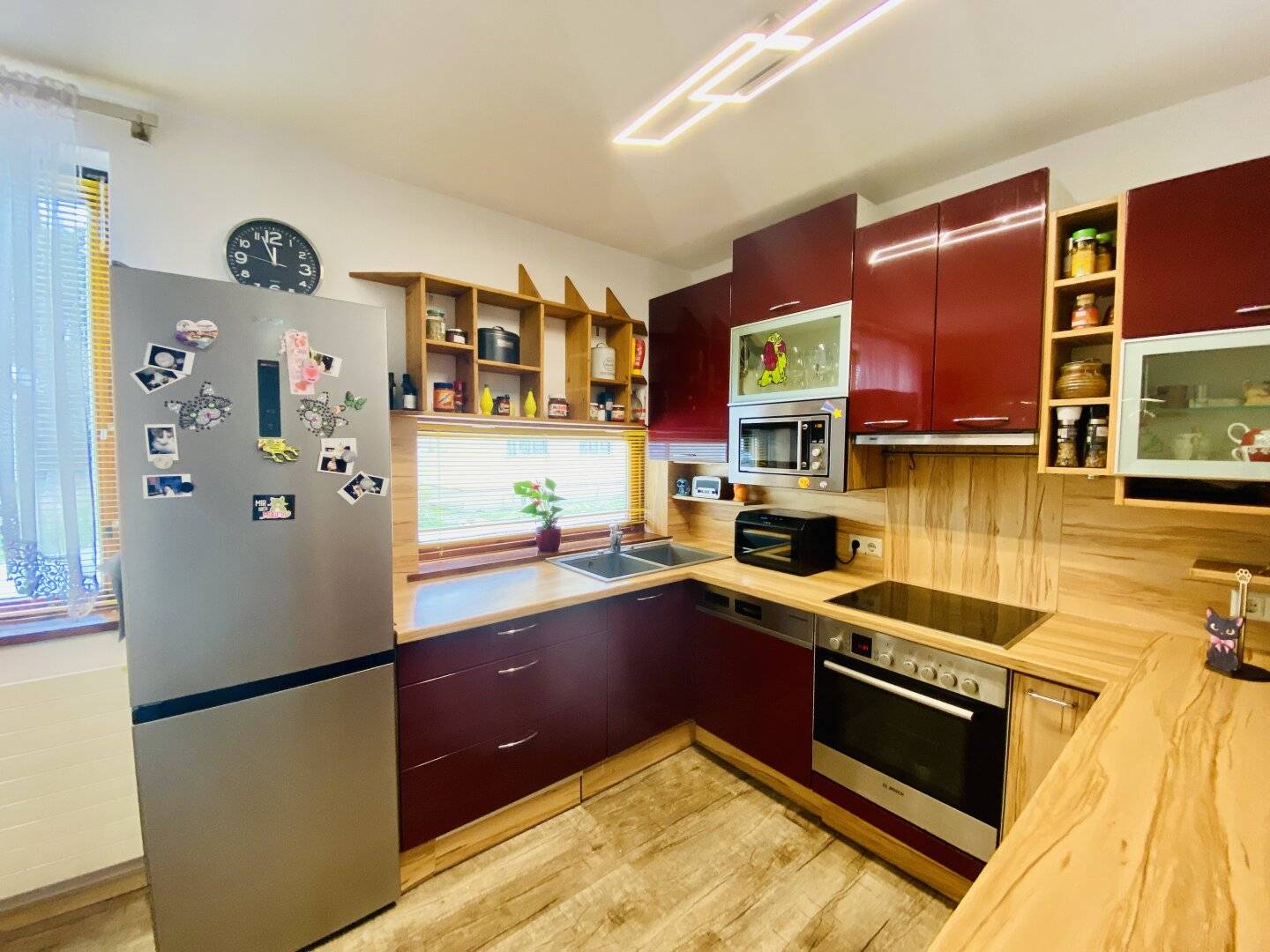 Lebensqualität pur: Gartenwohnung im EG mit 4 Zimmern, Terrasse & Garage
