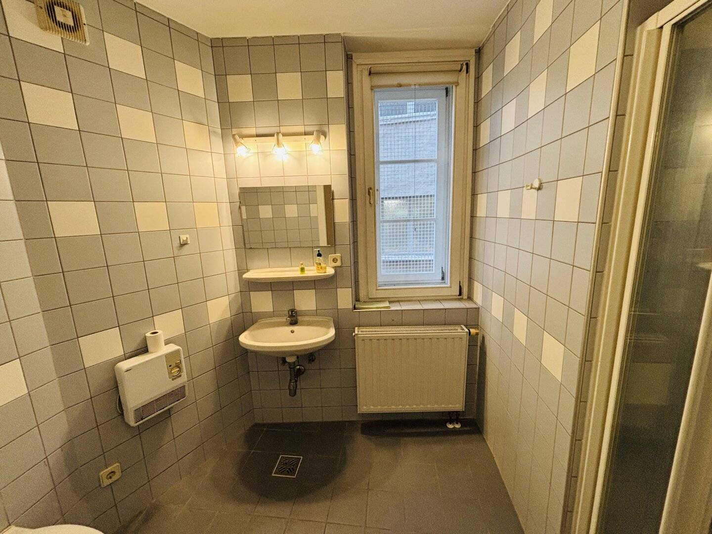 Neue Küche inklusive – Charmante 2-Zimmer-Wohnung mit Allgemeingarten in zentraler Grazer Lage