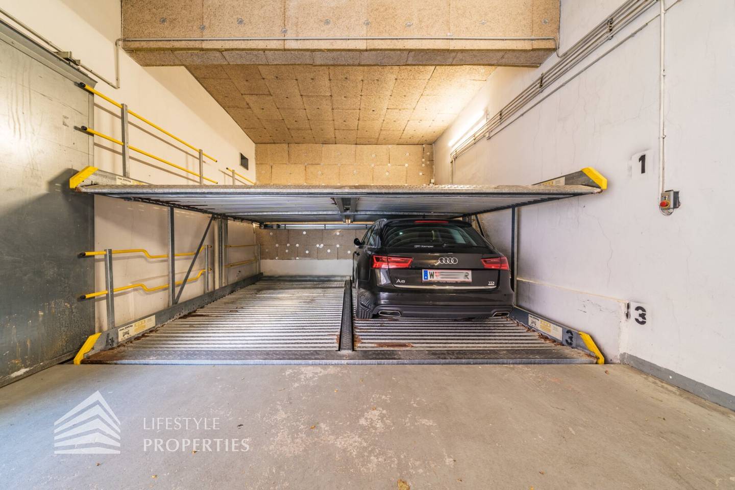 Garage parking space in the best location of Vienna's 7th district
