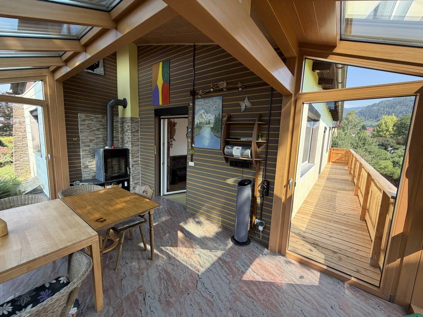 Fohnsdorf: Einfamilienhaus mit Wintergarten, Carport, Garage und großzügigem Grundstück