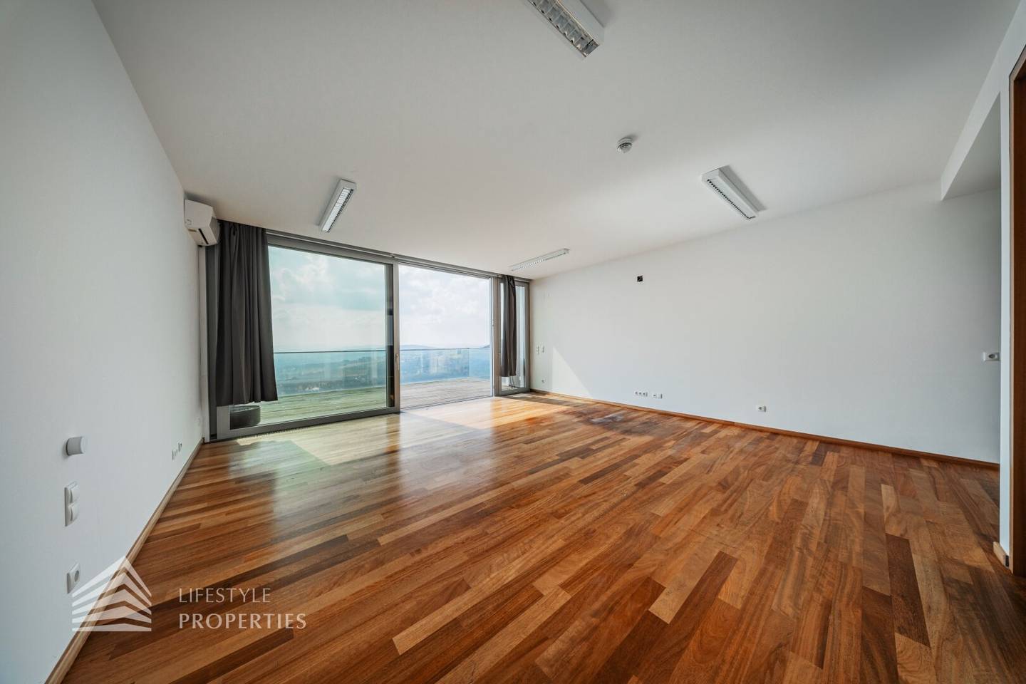 Apartment on the Kahlenberg with terrace and views over Vienna