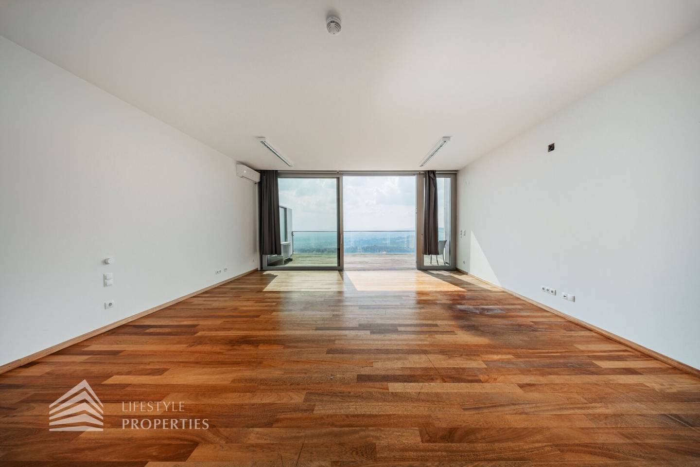 Apartment on the Kahlenberg with terrace and views over Vienna