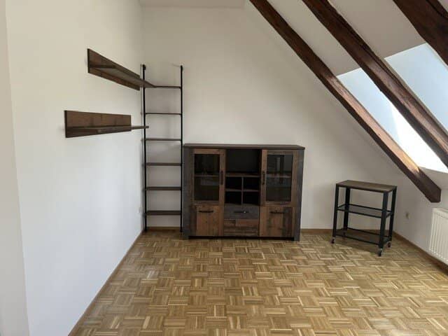 Helle 2-Zi Dachgeschoß-Wohnung mit Stellplatz in Fernitz-Mellach, 73m²