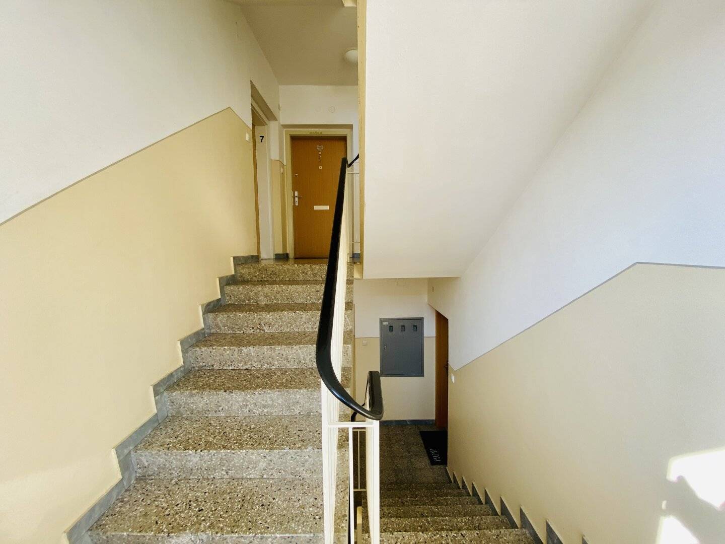 Helle 3-Zimmer-Wohnung mit Loggia in Zeltweg – viel Potenzial zur Eigengestaltung