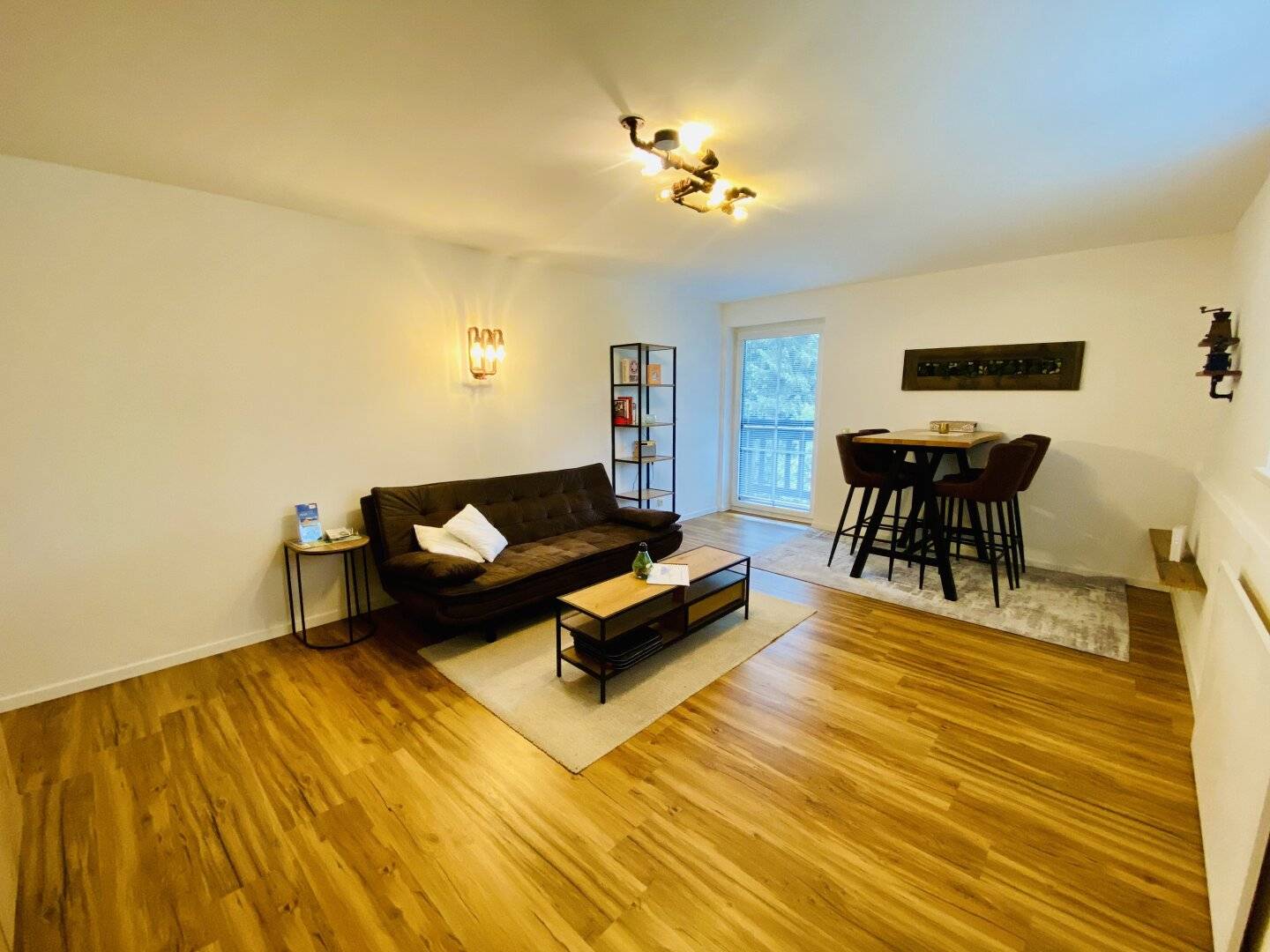 Traumwohnung ca 48 m2 mit Seeblick am Wörthersee – Hauptwohnsitz, Zweitwohnsitz oder gewerbliche Nutzung möglich