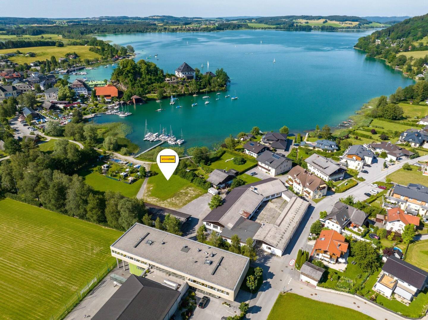 Traumgrundstück direkt am Mattsee – Seezugang inklusive