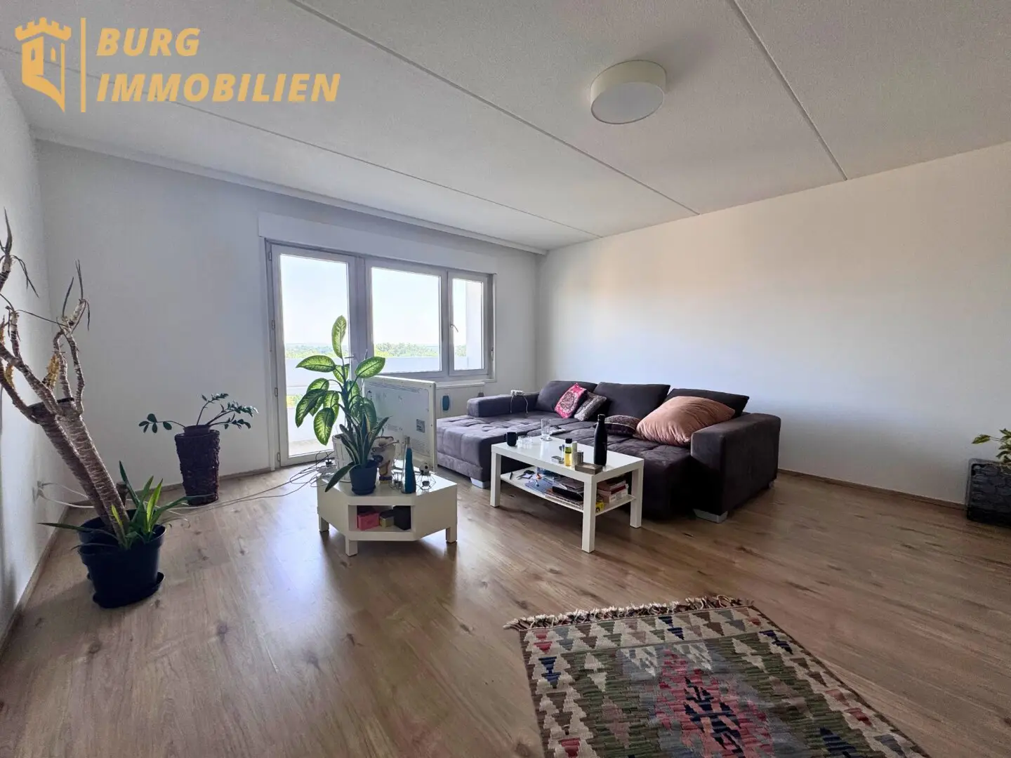 Charmante 2,5-Zimmer-Wohnung mit großzügiger Loggia in ruhiger Lage von Traiskirchen