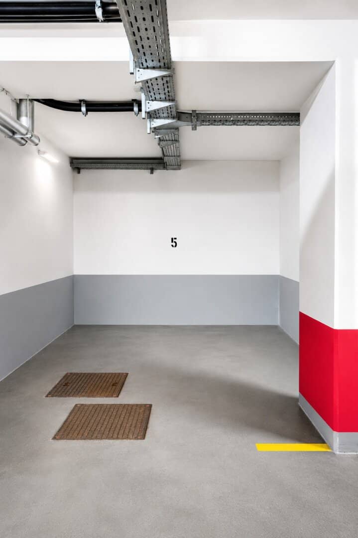 Garage / Stellplatz in Toplage 1130 Wien Nähe U4 (9 Minuten) zu verkaufen