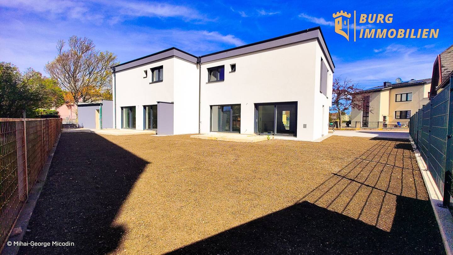 Doppelhaushälfte mit mögliche 4 Schlafzimmer!