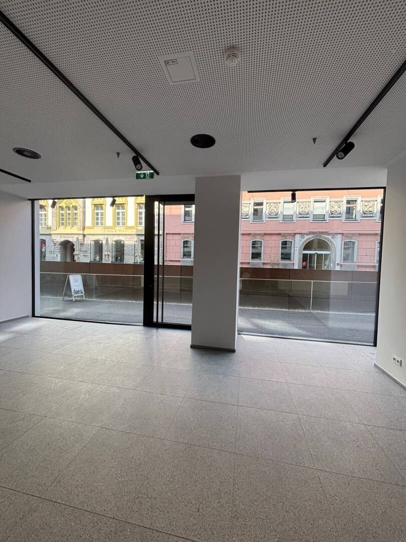 Im Herzen der Stadt: Geschäftsräumlichkeit zu vermieten - Top G2