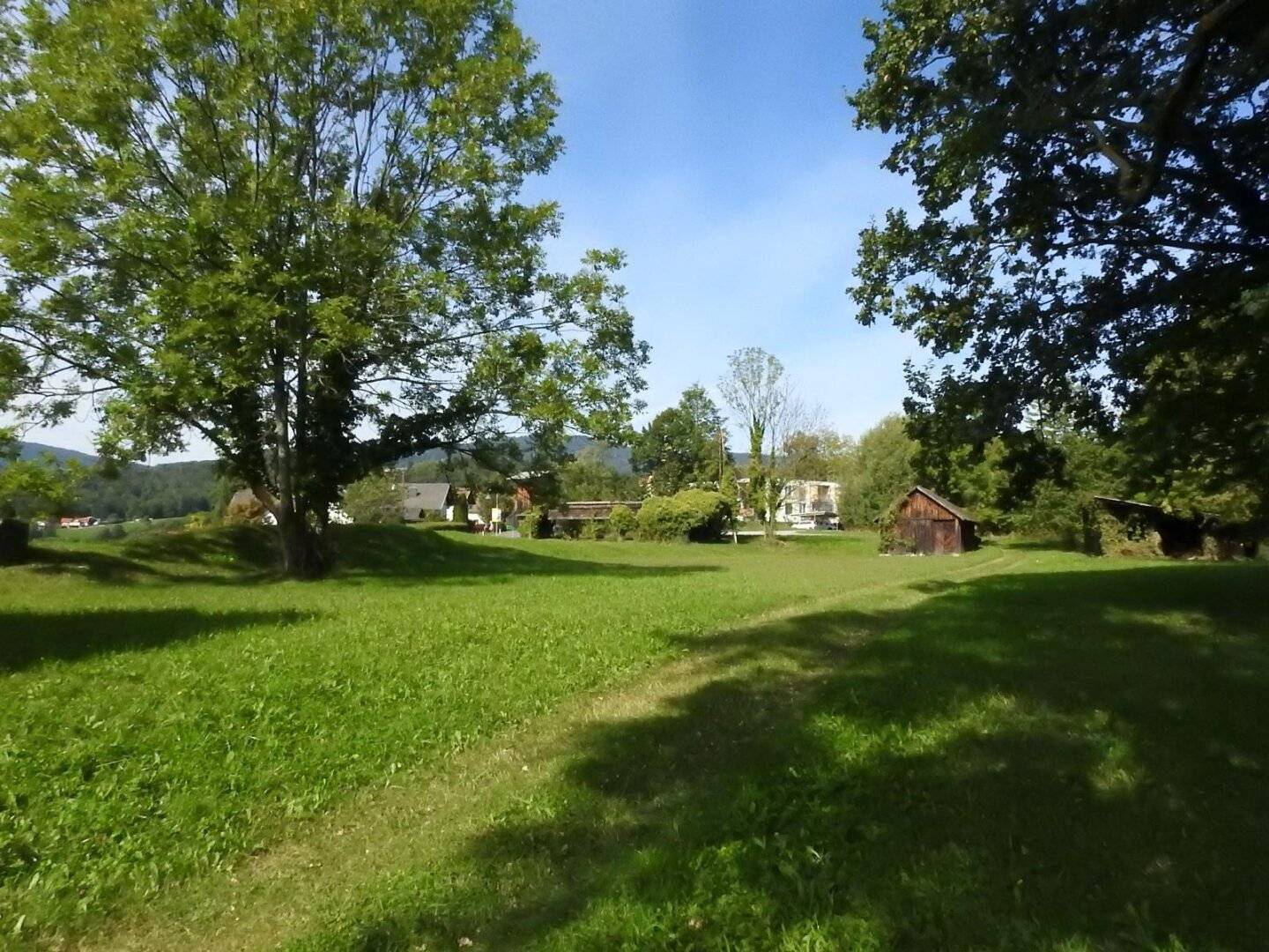 Baubewilligtes Projekt  - Wohn- und Gewerbezentrum, Seniorenresidenz, Gesellschaftszentrum,...