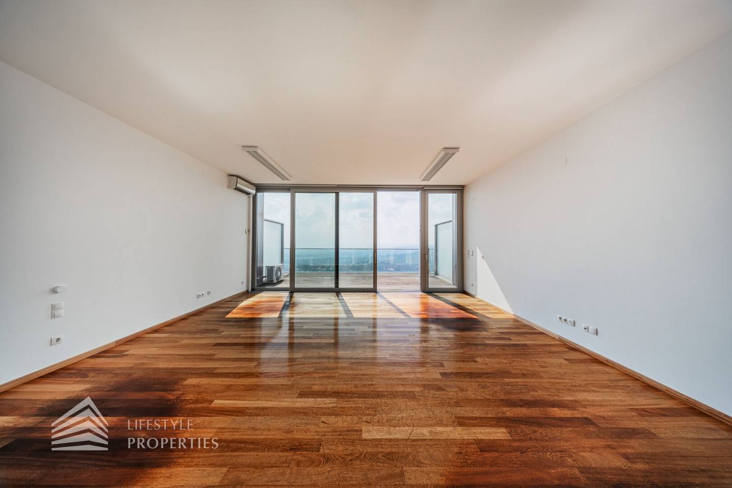 Apartment with large terrace at Kahlenberg