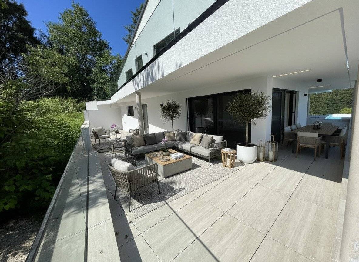 Traumhafte Erstbezugswohnung mit Garten, Pool und Fernblick in Lichtenberg!