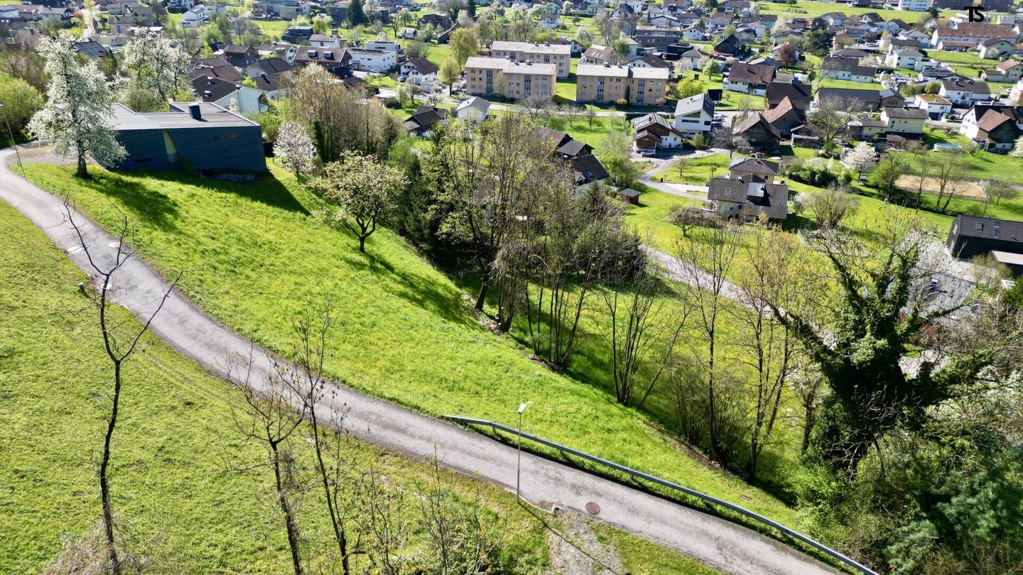 Klaus: 835 m² Baugrundstück in Top-Hanglage – seltene Gelegenheit