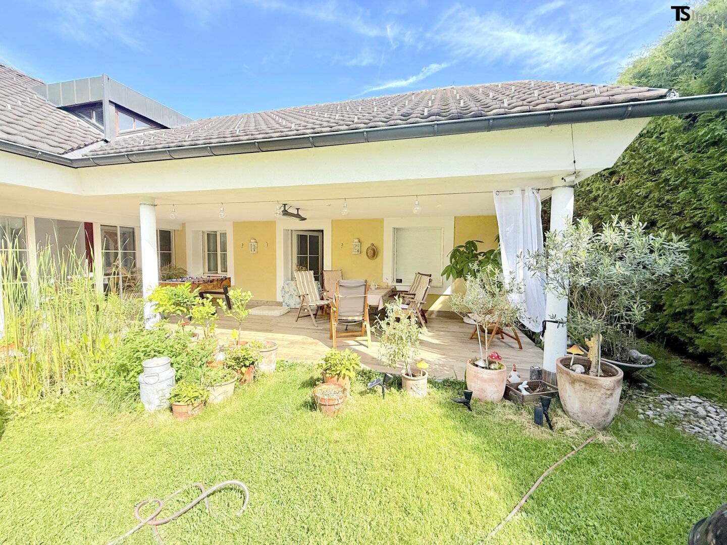 Feldkirch Altenstadt: Exklusiver Bungalow mit Ausbau- & Entwicklungspotenzial