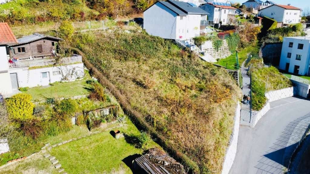 Baugrundstück in Lichtenberg: Ihr Traum-Eigenheim auf 708 m² für 229.000 €!