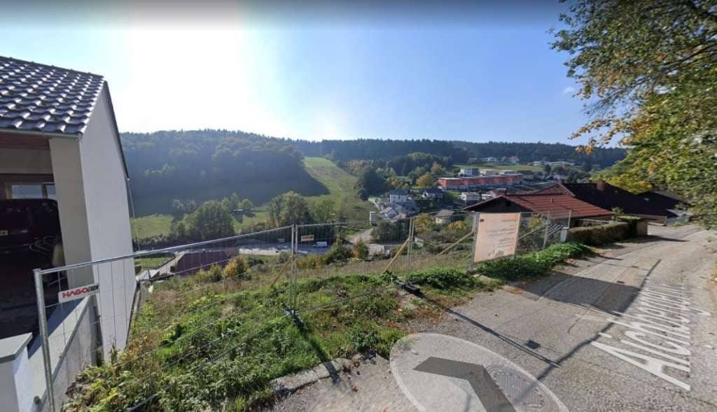 Baugrundstück in Lichtenberg: Ihr Traum-Eigenheim auf 708 m² für 229.000 €!