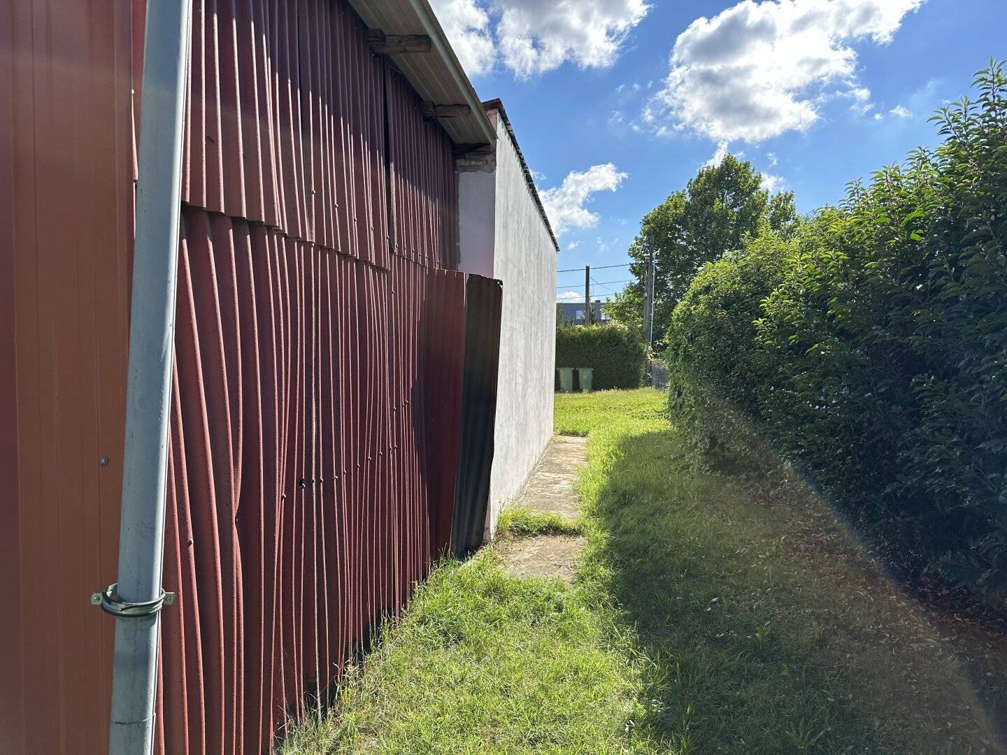 Tolles Grundstück in Ruhelage mit über 28m Straßenfront | Verwirklichen Sie Ihren Traum auf 1.000 m² Eigengrund in Wien