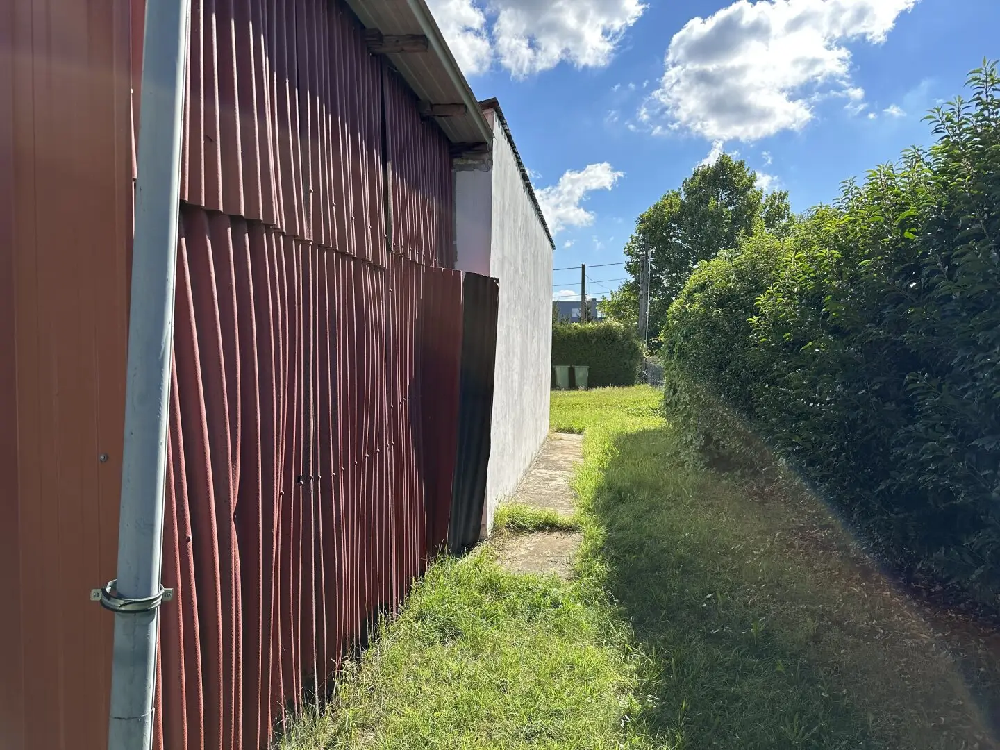 Tolles Grundstück in Ruhelage mit über 28m Straßenfront | Verwirklichen Sie Ihren Traum auf 1.000 m² Eigengrund in Wien